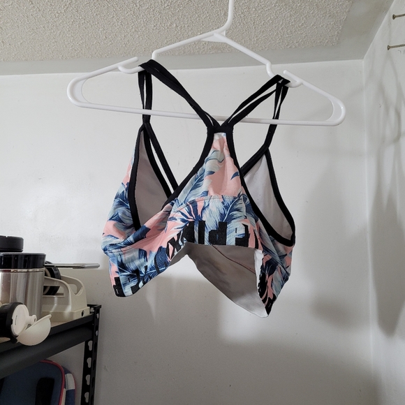 Pink bralette - Picture 2 of 2